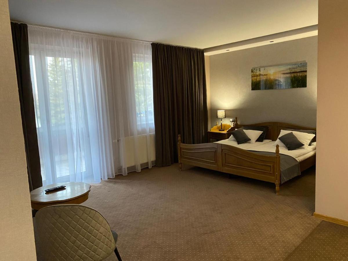 Hotel Baltazar Pułtusk Екстериор снимка