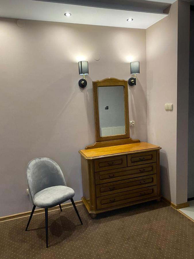 Hotel Baltazar Pułtusk Екстериор снимка