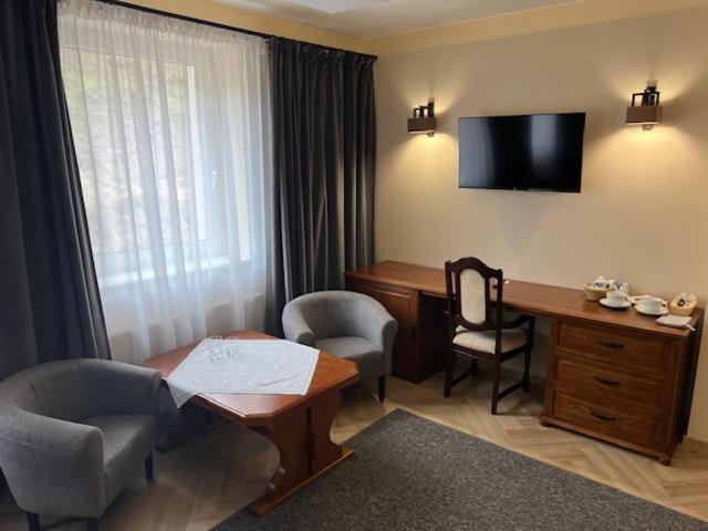Hotel Baltazar Pułtusk Екстериор снимка